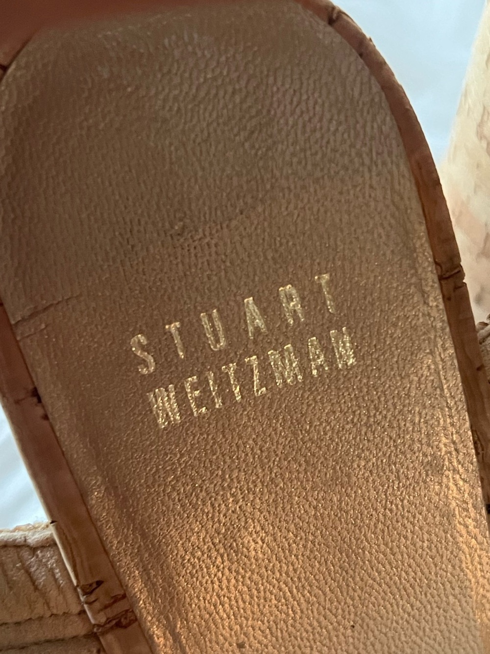 Stuart Weitzman Beige Raffia Cork Wedge
Sandals size 10 excellent condition! - Picture 7 of 10